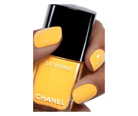 chanel le vernis giallo napoli review|Chanel Giallo Napoli (592) Le Vernis (2016) Product Info .